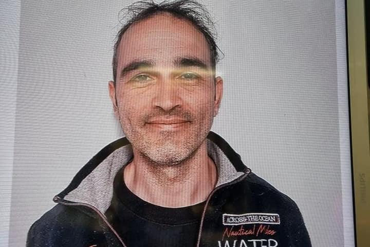 Φρίκη στη Γαλλία με αποκεφαλισμό και διαμελισμό άνδρα από άφαντο δράστη – «Είναι ασταθής και επικίνδυνος»