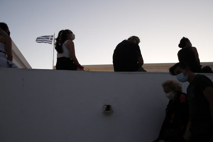 Απογραφή 2021: Εκτιμήσεις για μεγάλη μείωση του πληθυσμού της Ελλάδας – Εως και 500.000 λιγότεροι σε σχέση με το 2011
