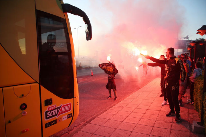 ΑΕΚ: Θερμή υποδοχή της αποστολής στο Αγρίνιο