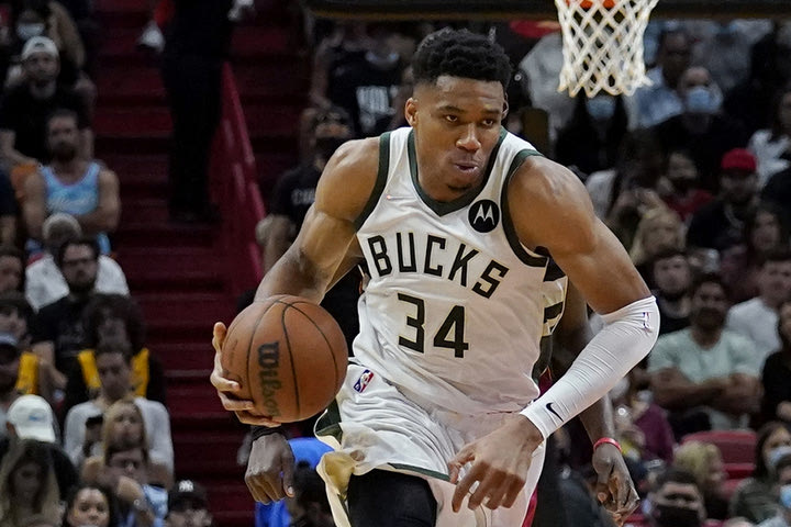 NBA Αγώνες: Γιάννης, Θανάσης Αντετοκούνμπο και Μπακς περιμένουν τους Τίμπεργουλβς