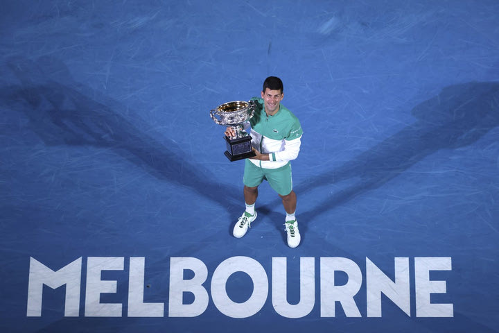 Australian Open: Ο Τζόκοβιτς δεν έχει αποφασίσει ακόμα τι θα κάνει
