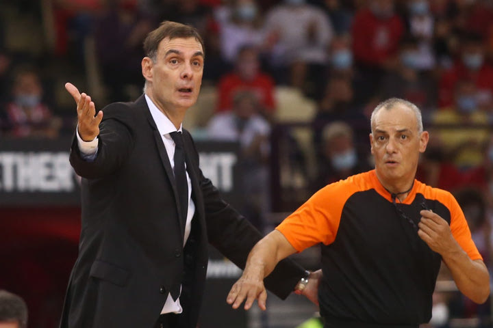 Μπαρτζώκας: “Ο Ολυμπιακός έδειξε απόψε τις δυνατότητές του”