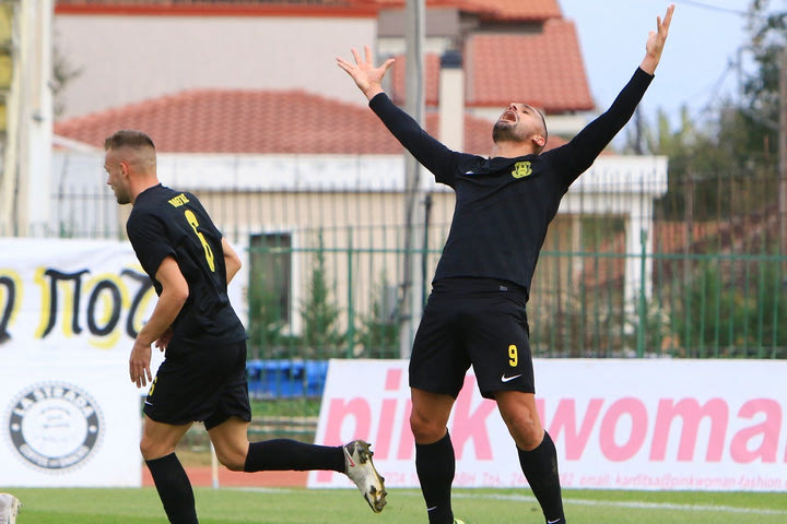 Αναγέννηση Καρδίτσας – Καλλιθέα 0-0 (5-4 στα πέναλτι): Ίδρωσε, αλλά πήρε την πρόκριση στους 16 του Κυπέλλου