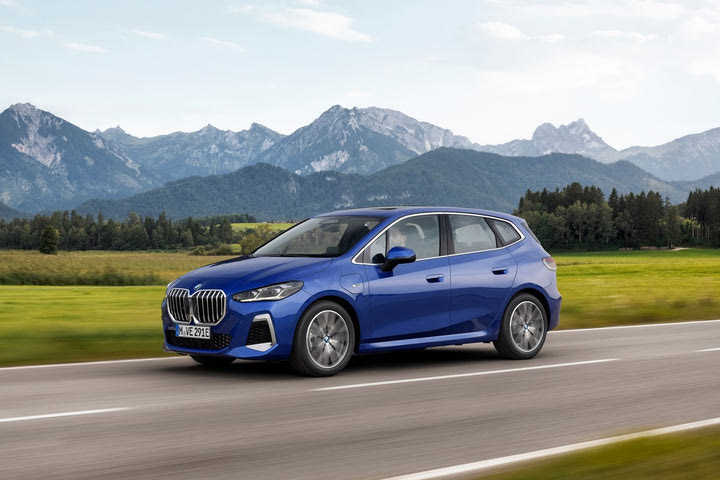 Η νέα BMW Σειρά 2 Active Tourer: Με αρετές πολυμορφικού, υβριδική τεχνολογία και έως 218 ίππους