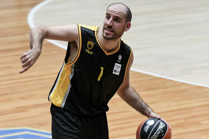 Το μπασκετικό πρόγραμμα της ημέρας: Η ΑΕΚ ψάχνει στην Ρίγα την πρώτη νίκη της, δοκιμασίες για Περιστέρι και Ηρακλή
