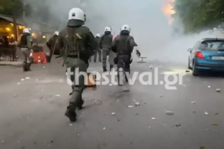 Επεισόδια έξω από το γήπεδο της Τούμπας πριν από το ΠΑΟΚ – Απόλλωνας