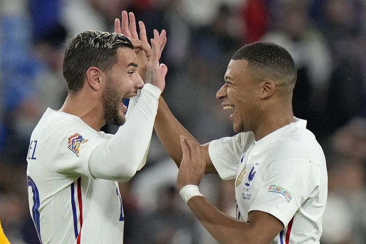 Βέλγιο – Γαλλία 2-3: Οι μπλε στον τελικό του Nations League με καταπληκτική ανατροπή