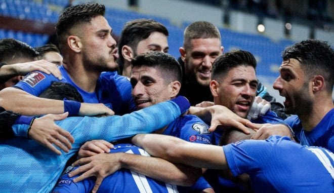 Ο Πέλκας στο 90+5′ έκλεψε τη μπάλα και πέτυχε το 2-0 για την Ελλάδα
