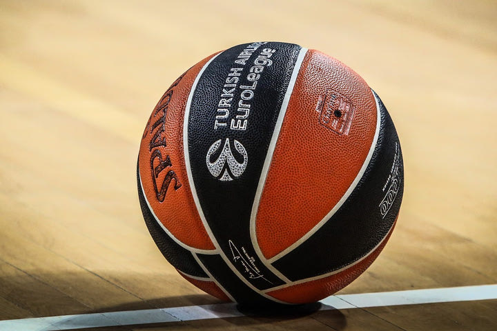 Η Ένωση Προπονητών EuroLeague απάντησε στον Ολυμπιακό: “Απορρίπτουμε κάθε προσπάθεια υπονόμευσης της ακεραιότητάς μας και του κυρίου Σάσιτς”