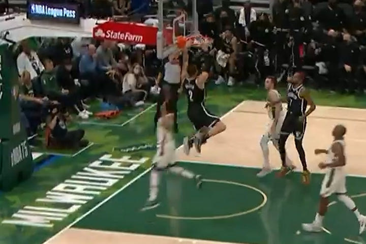 Απίθανη φάση alley oop με Ντουράντ και Γκρίφιν πρωταγωνιστές