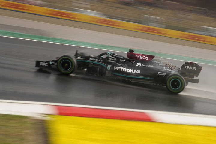 Formula 1, GP Τουρκίας: Ο Χάμιλτον ταχύτερος, ο Μπότας στην πολ ποζίσιον