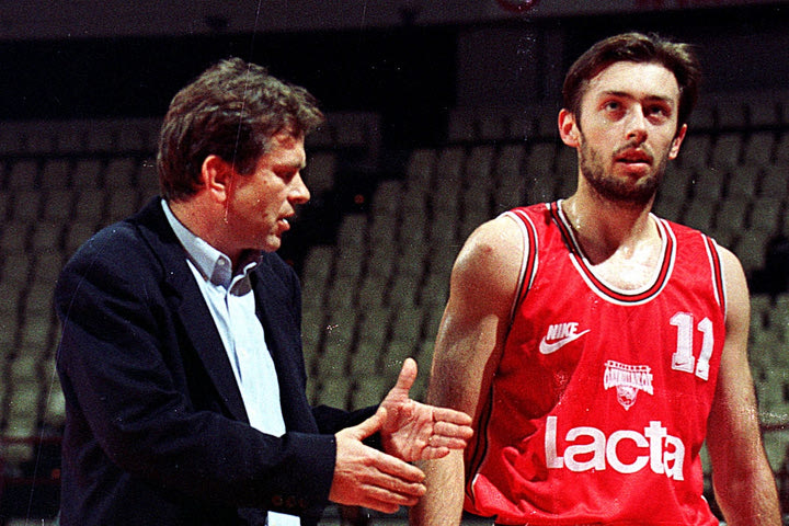 Το τρομερό ρεκόρ του Ολυμπιακού στην Euroleague: Η μεταγραφή του κουμπάρου του Τζόρνταν, το σίριαλ Γκουλιότα και ο “τσόγλανος” Τόμιτς