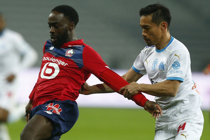 Ligue 1: Αφαίρεση ενός βαθμού με αναστολή σε Λιλ, Λανς και Μαρσέιγ για τις εισβολές των οπαδών