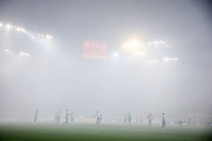 Ολυμπιακός – Παναθηναϊκός: Επτάλεπτη διακοπή στο παιχνίδι λόγω των καπνογόνων