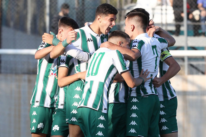 Κ17 Παναθηναϊκός – Ολυμπιακός 1-0: Το τριφύλλι πήρε το ντέρμπι αιωνίων με την υπογραφή του γιου του Δημήτρη Ναλιτζή