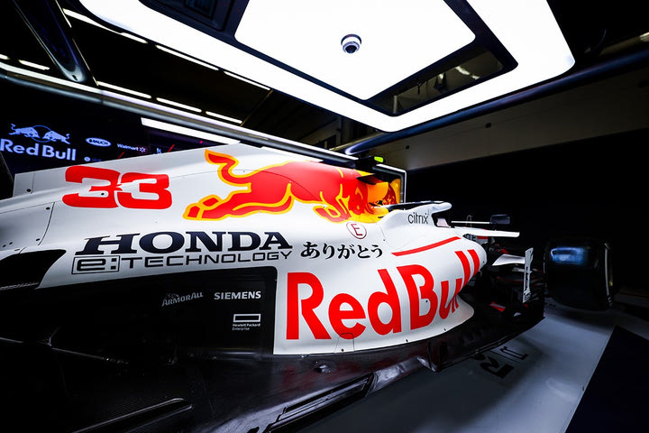 Formula 1: Η Honda θα παραμείνει δίπλα στην RBR -αν και ανώνυμα- το 2022