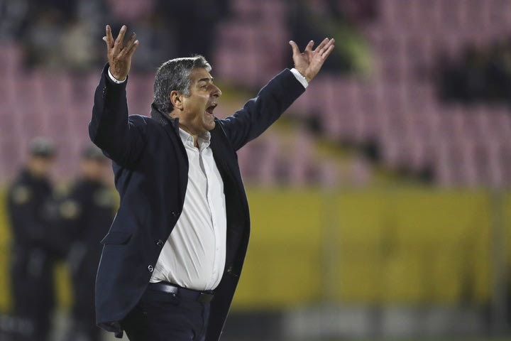 Η ξαφνική παραίτηση του Εσκομπάρ οδηγεί στο 2.49