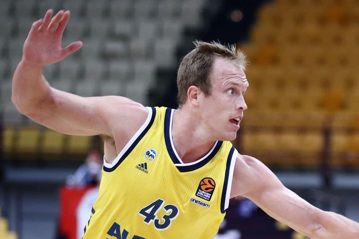 Ερυθρός Αστέρας – Άλμπα 63-78: Αφεντικό από νωρίς και εύκολο διπλό