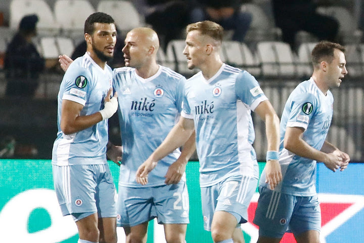 Σλόβαν – Λίνκολν Ρεντ Ιμπς 2-0: Σεφτέ στα τρίποντα για τους Σλοβάκους στον όμιλο του ΠΑΟΚ