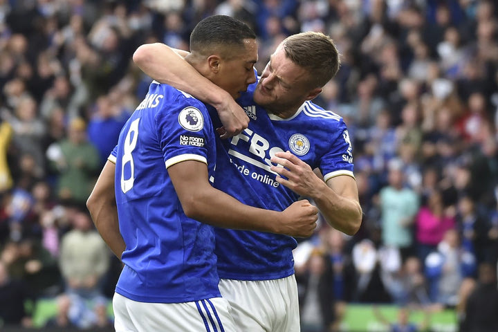 Premier League: H Λέστερ θριάμβευσε με 4-2 της Γιουνάιτεντ, ασύλληπτη ανατροπή στο 95′ η Γουλβς, πήρε βαθμό η Νόριτς