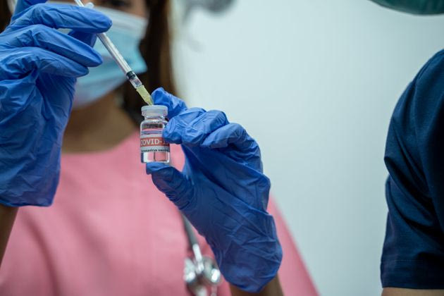 Μετά τα εμβόλια, τι; 10 υποψήφια φάρμακα για την Covid-19