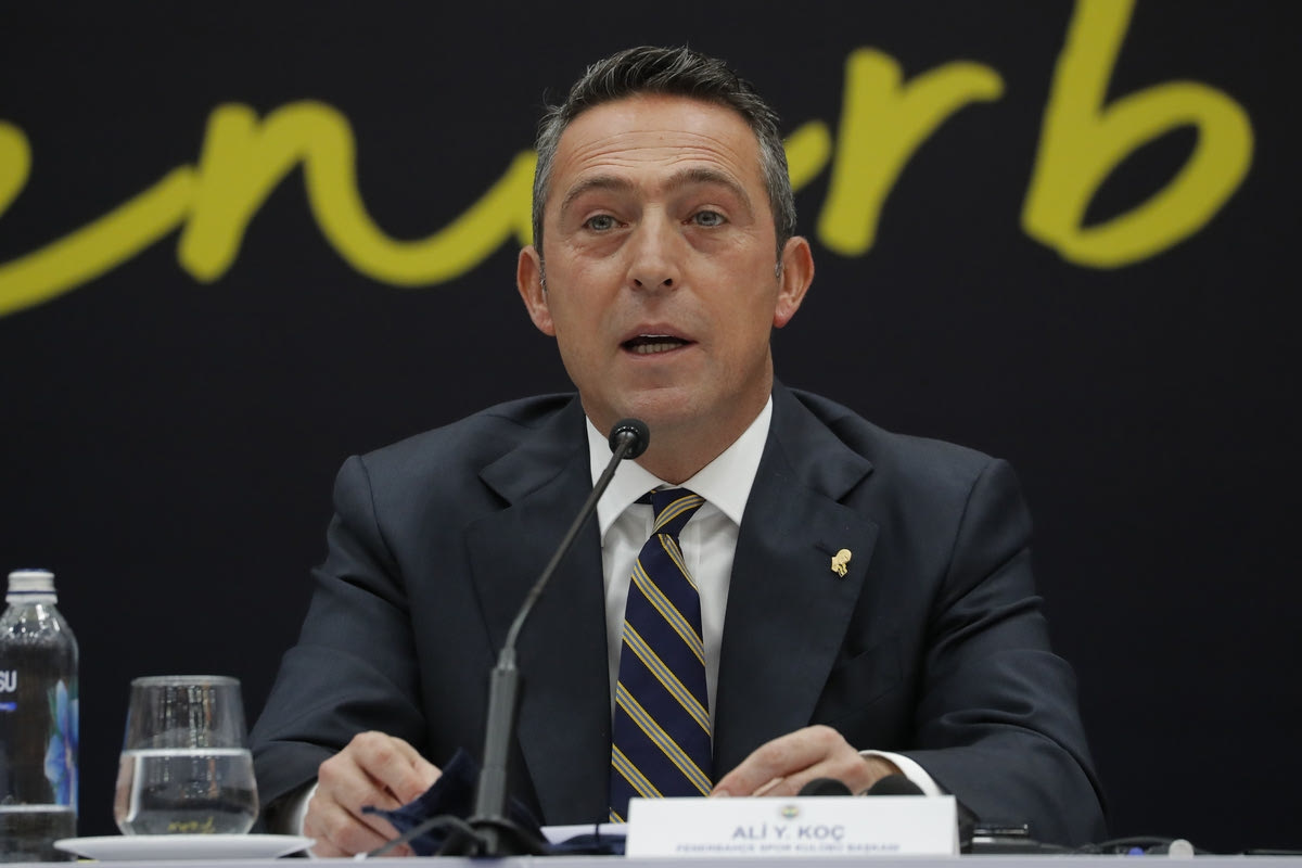 Πρόεδρος Φενέρμπαχτσε: "Πιθανό το κλείσιμο των ποδοσφαιρικών δραστηριοτήτων"