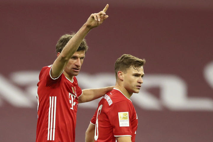 Η Μπάγερν καλεί πέντε ανεμβολίαστους παίκτες σε συζήτηση και προειδοποιεί για στάση πληρωμών