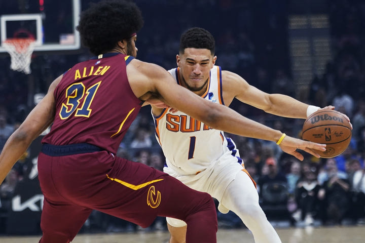 Τα αποτελέσματα της βραδιάς στο NBA: Δύσκολα οι Σανς, χαλαρά οι Πέλικανς, οι Ρόκετς σόκαραν τους Μπουλς