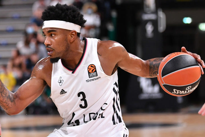 Βιλερμπάν – Ούνικς Καζάν 85-82: Τζόουνς – Οκόμπο πάτησαν και τους Ρώσους για το 6-2
