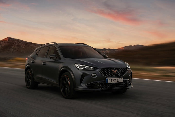 Αυτά είναι τα αυτοκίνητα που οδηγούν οι παίκτες του Τσάβι στη Μπαρτσελόνα: Πόσο στοιχίζουν και οι τελικές ταχύτητές τους