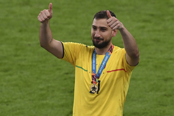 Globe Soccer Awards 2021: Τζίτζιο Ντοναρούμα ο κορυφαίος τερματοφύλακας της χρονιάς