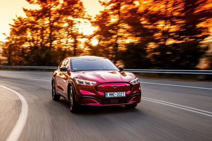 Ford Mustang Mach-E: Δική σου τώρα με 529 €  το μήνα μέσω Ford Lease ή με επιτόκιο 2,99%