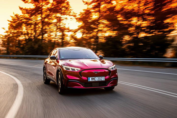 Ford Mustang Mach-E: Δική σου τώρα με 529 € το μήνα μέσω Ford Lease ή με επιτόκιο 2,99%