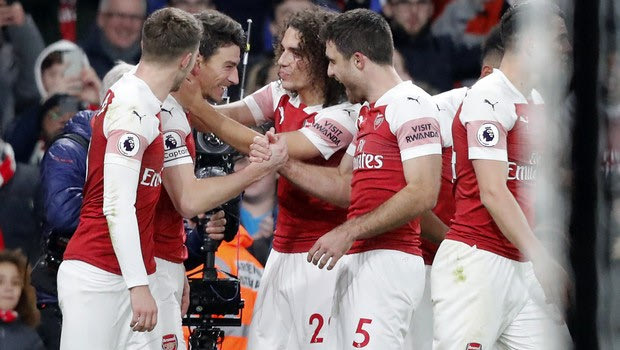 Άρσεναλ – Τσέλσι 2-0: “Καθάρισε” από το πρώτο ημίχρονο και έμεινε ζωντανή στη μάχη του Champions League