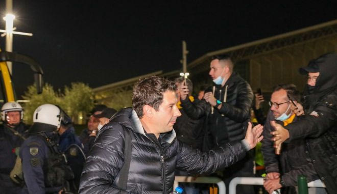 Η άφιξη της αποστολής της ΑΕΚ στο ΟΑΚΑ