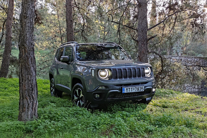 Δοκιμή: Jeep Renegade Trailhawk 4xe Plug-in Hybrid – Υβριδικό SUV με 240 ίππους και κατανάλωση 2,0 lt/100 km