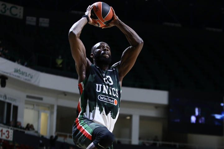 Ερυθρός Αστέρας – Ούνικς Καζάν 78-98: Τέταρτη σερί νίκη με απολαυστική εμφάνιση