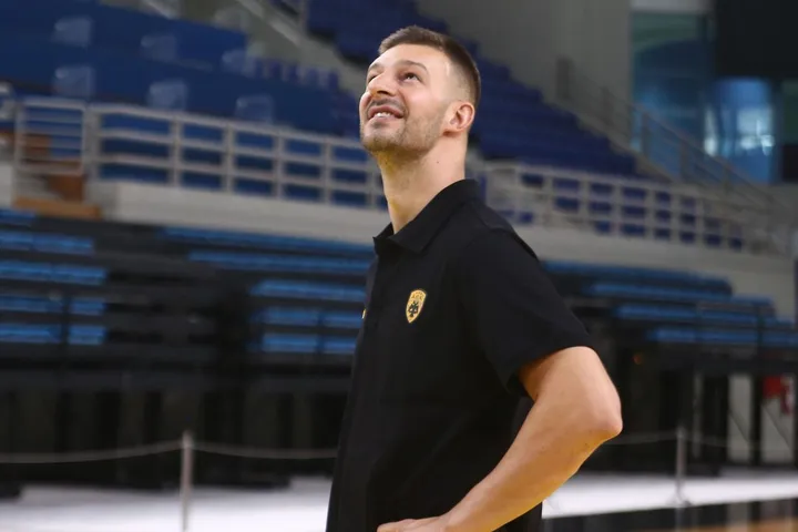 Ρογκαβόπουλος για Γέλοβατς: “Όλη η Stoiximan Basket League θα παίξει για τον Στέβαν”