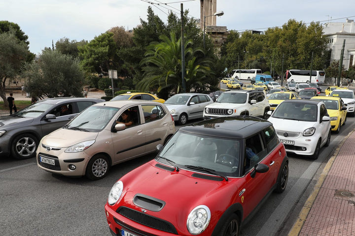 Χωρίς Δακτύλιο σήμερα η Αθήνα λόγω απεργίας σε μετρό, ηλεκτρικό και τραμ
