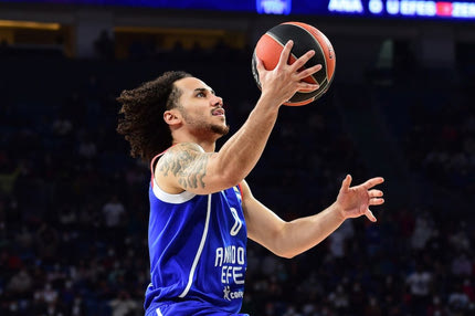 Λάρκιν: “Εξαιρετική ομάδα ο Ολυμπιακός, θα προσπαθήσουμε να… χτυπήσουμε πρώτοι”