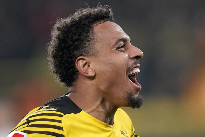 Bundesliga: Λύτρωση στο 85′ για την Ντόρτμουντ, η Λεβερκούζεν το ντέρμπι των Ελλήνων