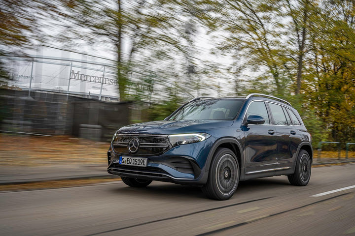 Mercedes EQB: Το ηλεκτρικό 7θέσιο SUV ήρθε στην Ελλάδα και δικαιούται επιδότηση 6.000 €