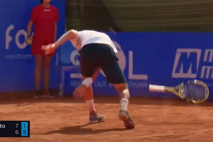 ATP: Τα μεγαλύτερα ξεσπάσματα του 2021 από τενίστες στις ρακέτες τους