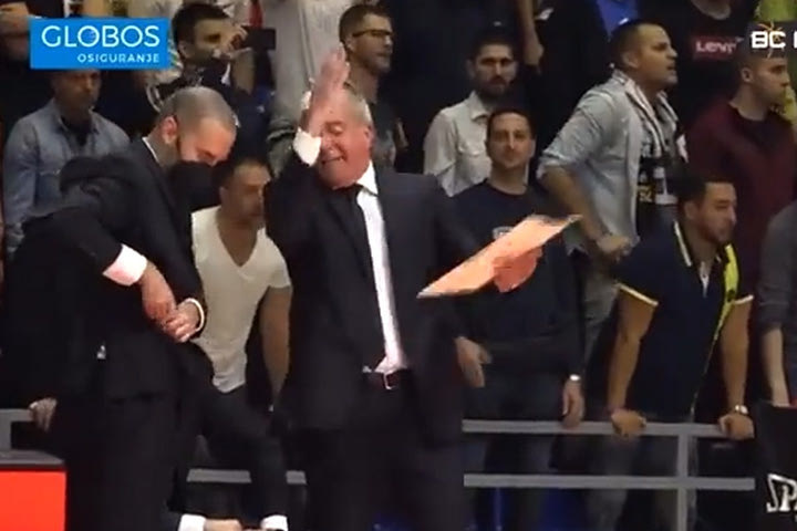 Παρτίζαν: Ο Ζέλικο Ομπράντοβιτς τα… πήρε με βοηθό του που δεν έβρισκε μαρκαδόρο να του δώσει