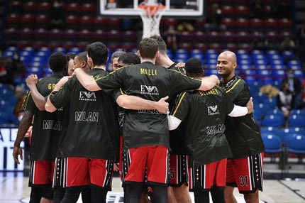 Αρμάνι Μιλάνο: Διακοπή προπονήσεων, επίσημη αναβολή του αγώνα με τη Ζάλγκιρις