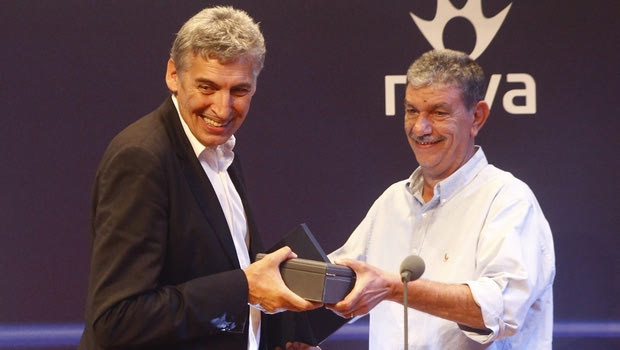 Κώστας Πετρόπουλος: “Στηρίζω την ομάδα του Παναγιώτη Φασούλα στις εκλογές της ΕΟΚ”