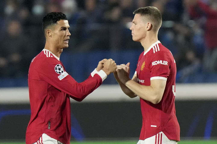Αταλάντα – Γιουνάιτεντ: Ο Ρονάλντο έκανε το 1-1 και έπιασε τον Σόλσκιερ στη λίστα των σκόρερ των κόκκινων διαβόλων