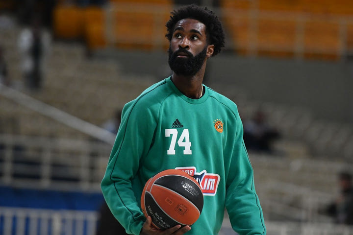 Η FIBA τιμώρησε τον Χάουαρντ Σαντ-Ρος με απαγόρευση συμμετοχής σε διεθνείς διοργανώσεις