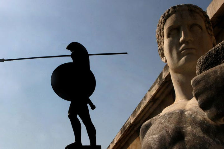 Ποιοι ήταν στα αλήθεια οι Σπαρτιάτες: Ο συγγραφέας Μάικ Κόουλ μιλά για τον μύθο και την πραγματικότητα της αρχαίας Σπάρτης