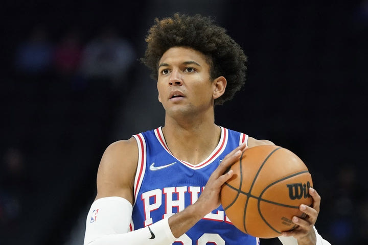 NBA: Τεράστιο πρόβλημα ο ανεμβολίαστος Τάιμπουλ για τους Σίξερς εν όψει playoffs